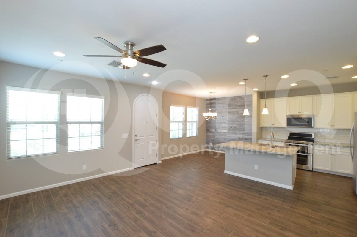 Condo for rent at 2477 W Market Place #34, Chandler, AZ 85248