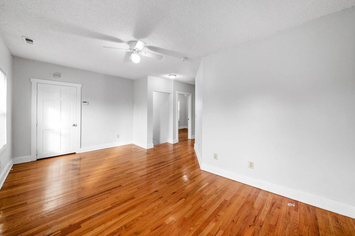 Apartment for rent at 1378 1 2 Indianola Ave, Columbus, OH 43201