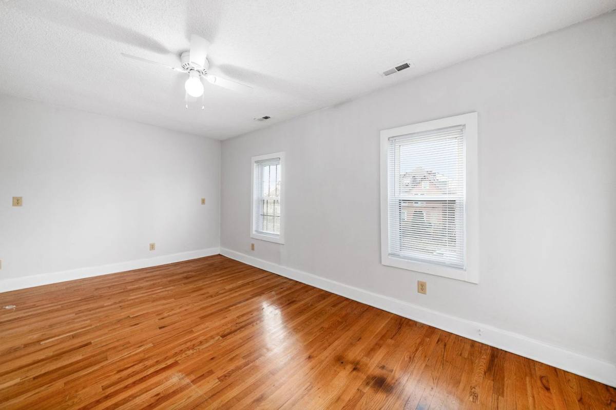 Apartment for rent at 1378 1 2 Indianola Ave, Columbus, OH 43201