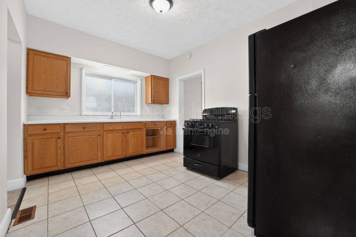 Apartment for rent at 388 Broaddus Ave #B, Clarksburg, WV 26301