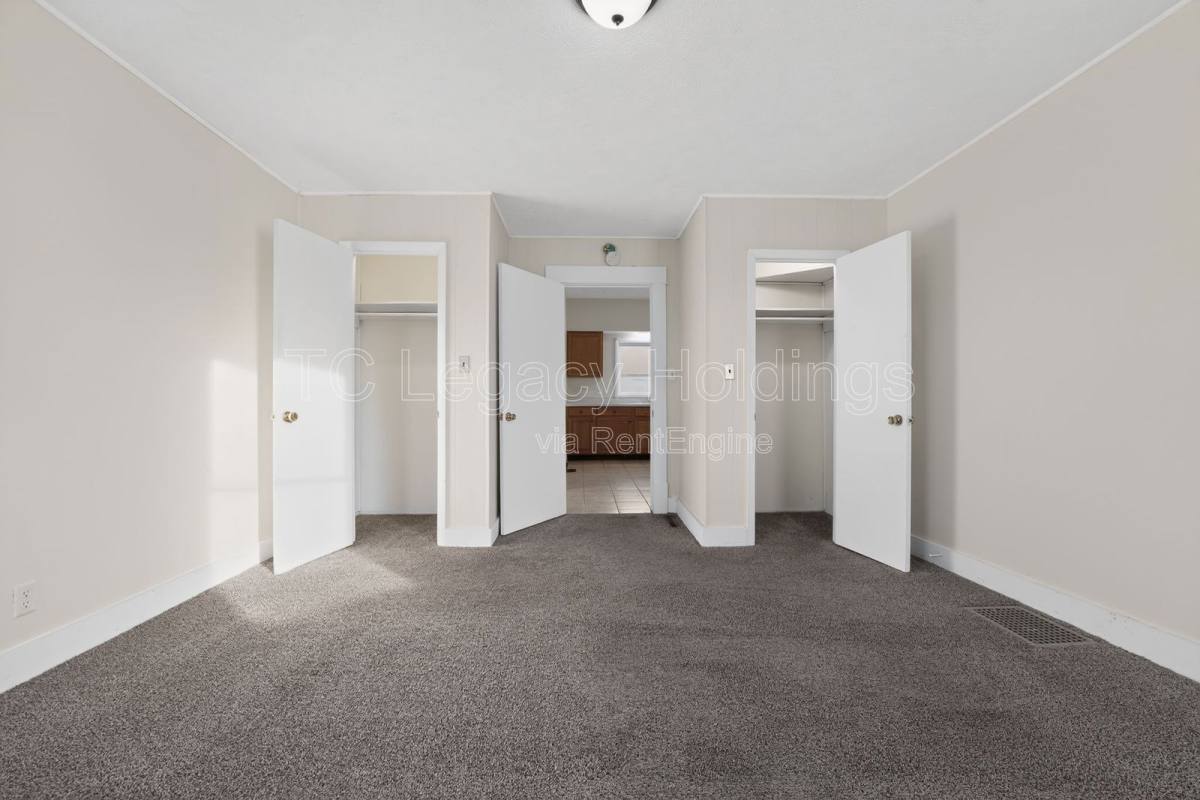 Apartment for rent at 388 Broaddus Ave #B, Clarksburg, WV 26301