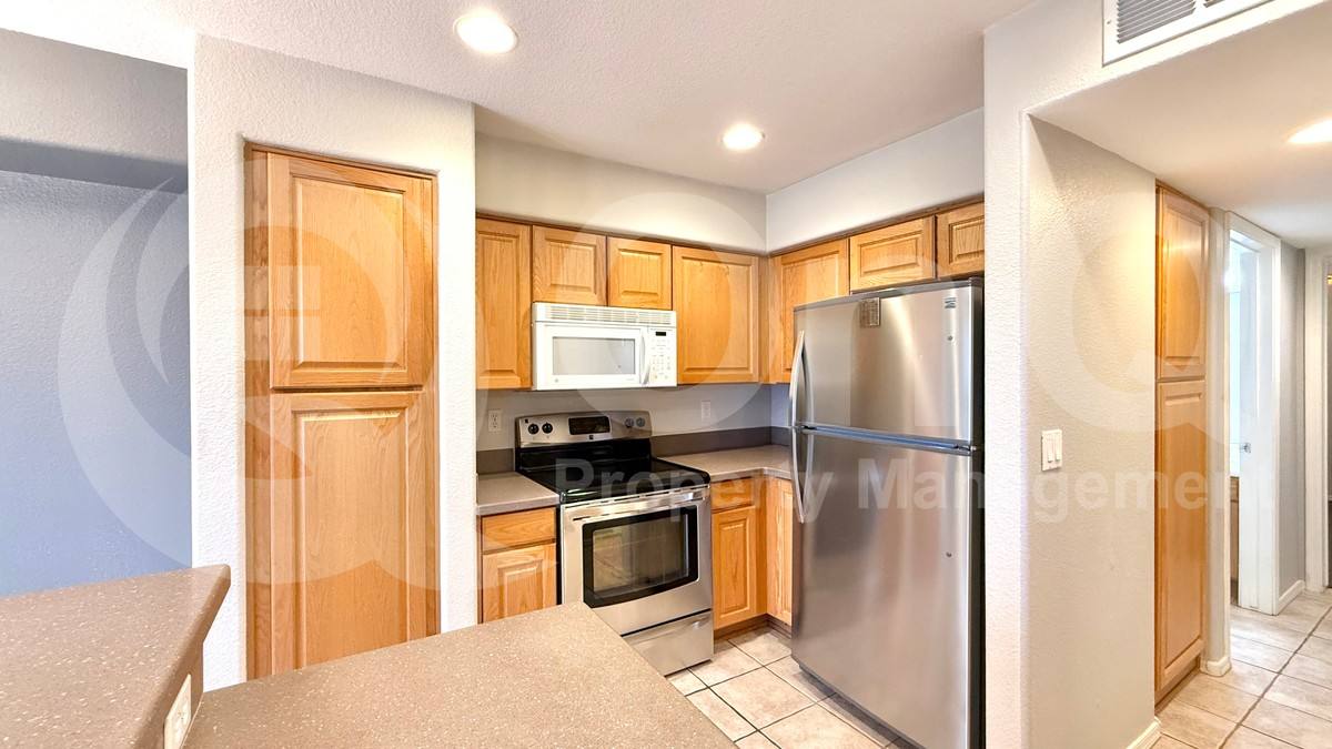 Apartment for rent at 16631 E El Lago Blvd #214, Fountain Hills, AZ 85268