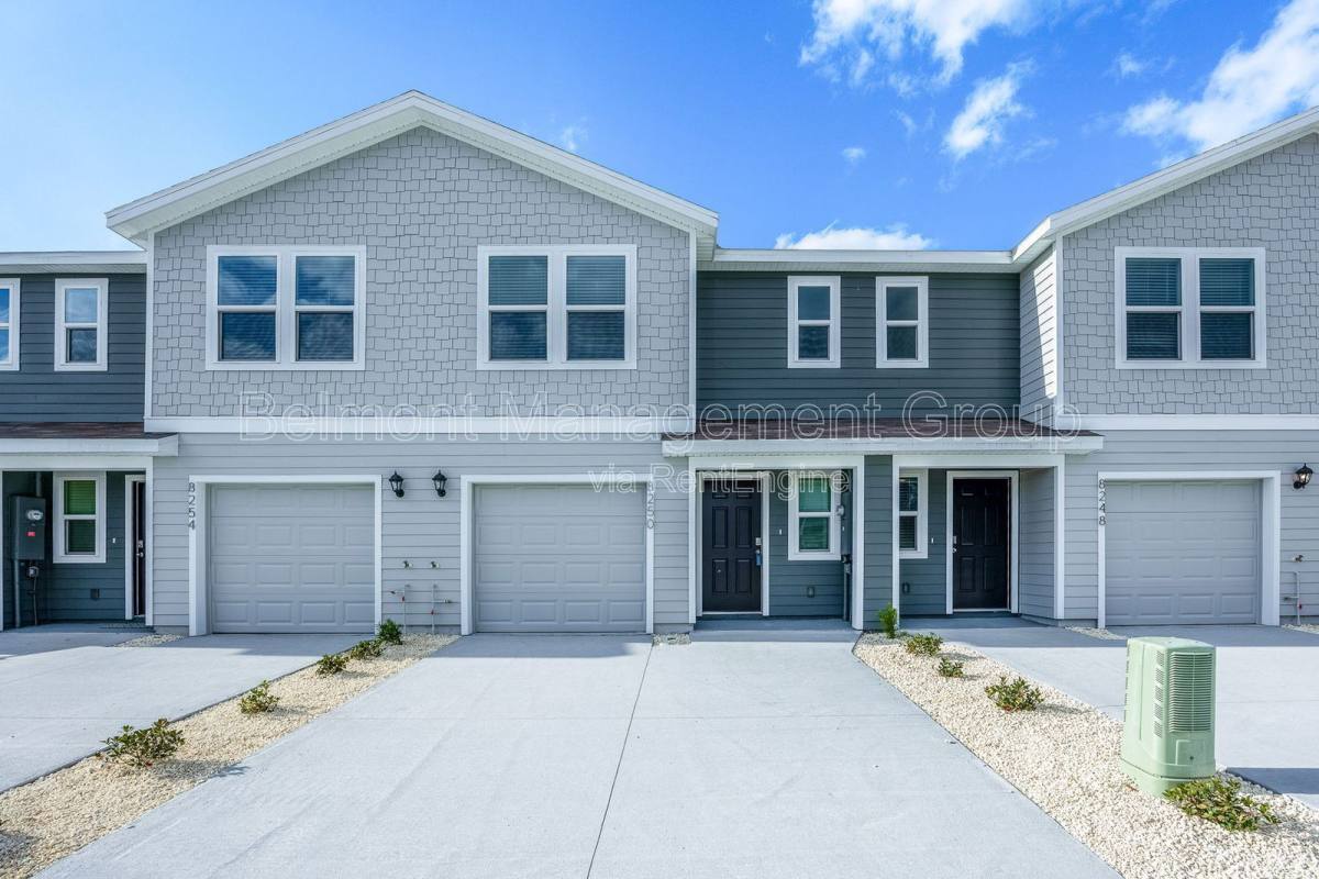 Townhouse for rent at 8250 SW 67th Ave, Ocala, FL 34474