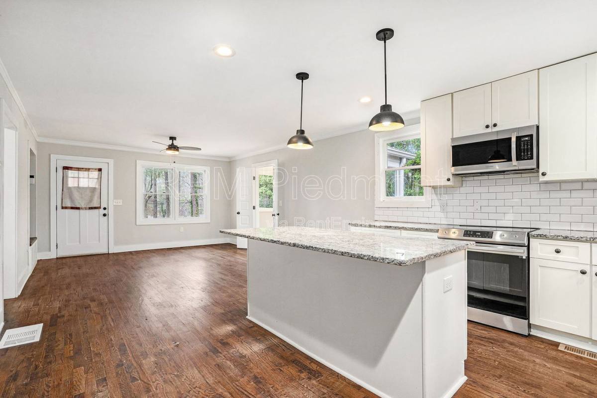 House for rent at 1788 Dodson Dr SW, Atlanta, GA 30311