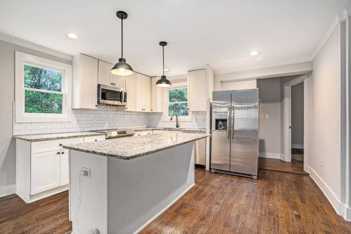 House for rent at 1788 Dodson Dr SW, Atlanta, GA 30311
