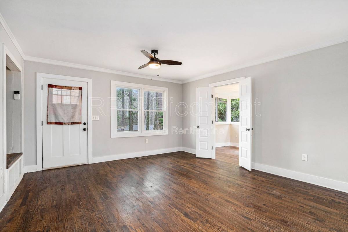 House for rent at 1788 Dodson Dr SW, Atlanta, GA 30311
