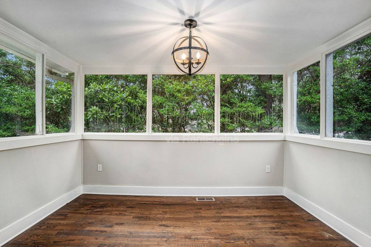 House for rent at 1788 Dodson Dr SW, Atlanta, GA 30311