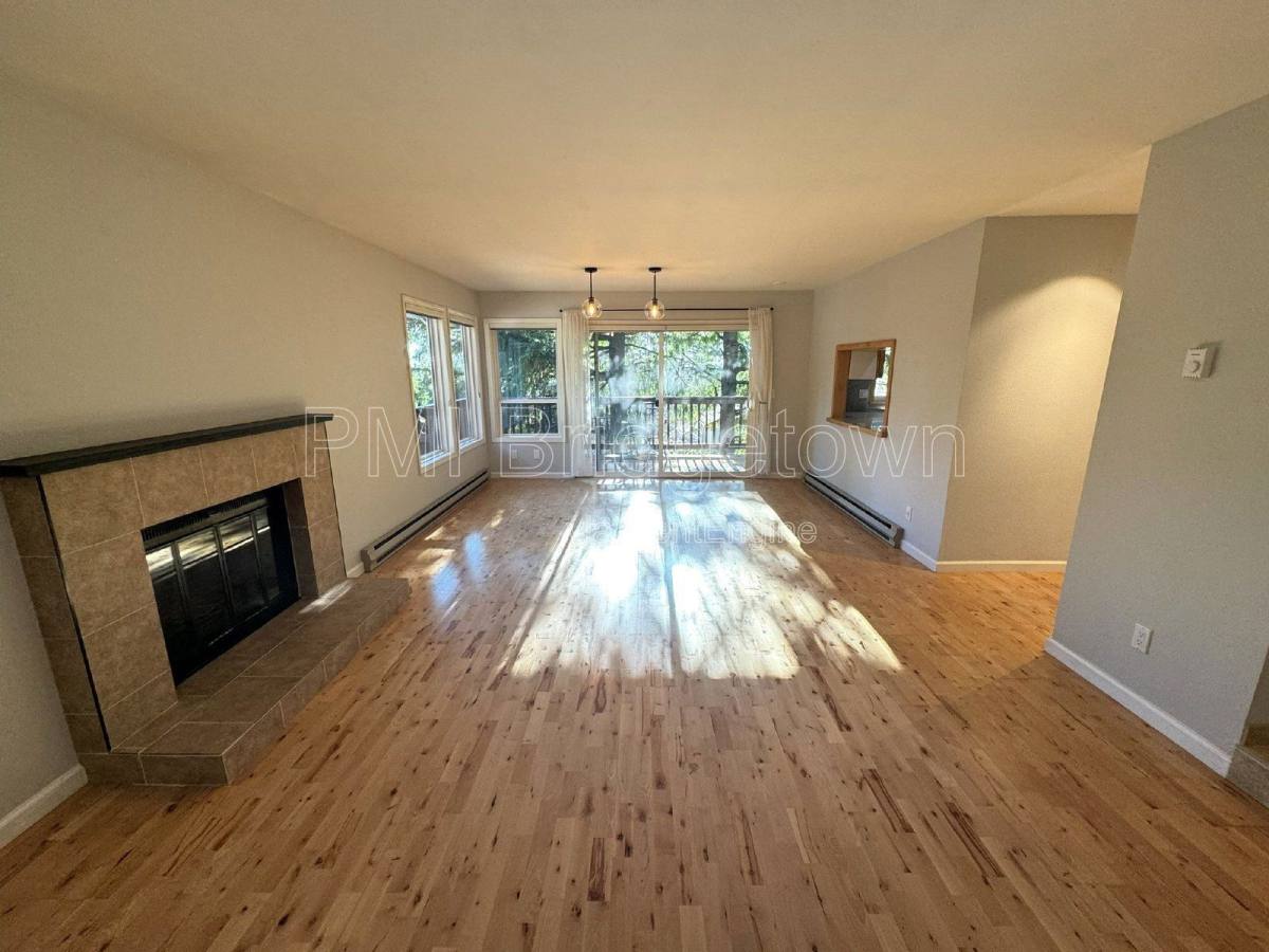 Apartment for rent at 307 Cervantes Circle, Lake Oswego, OR 97035