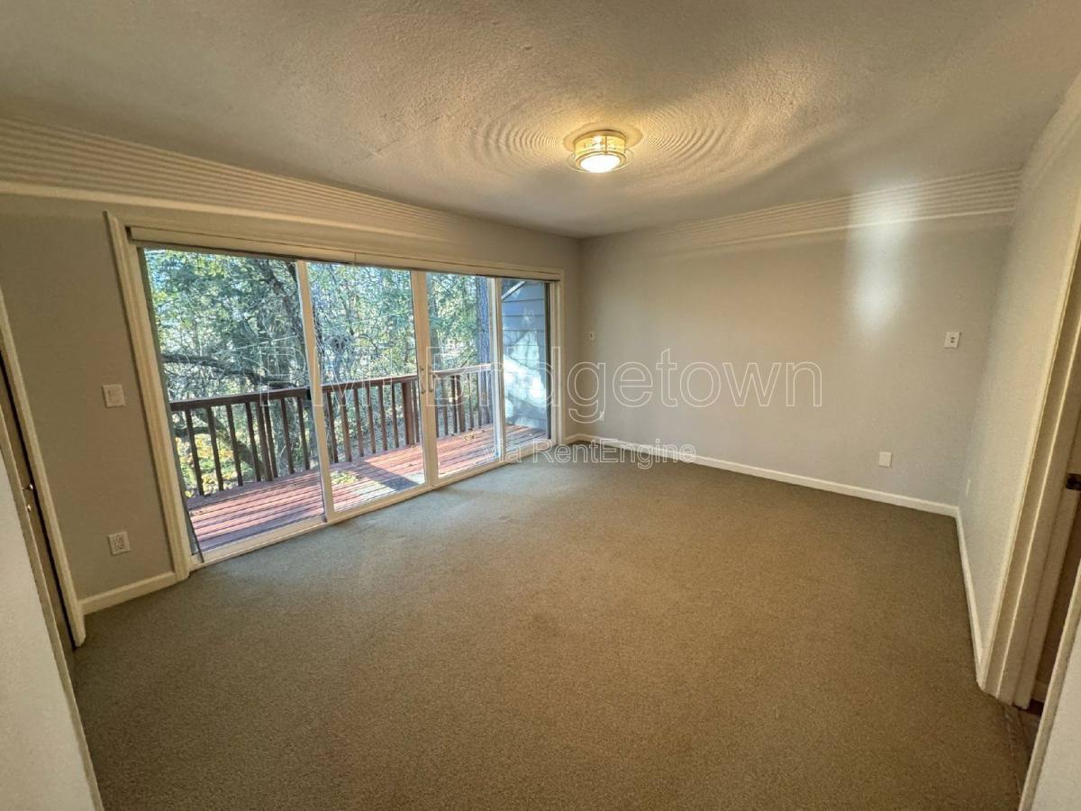 Apartment for rent at 307 Cervantes Circle, Lake Oswego, OR 97035