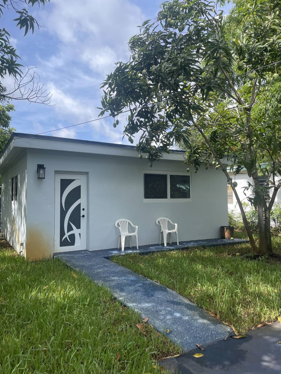 Apartment for rent at 1040 NE 146th St #1, Miami, FL 33161