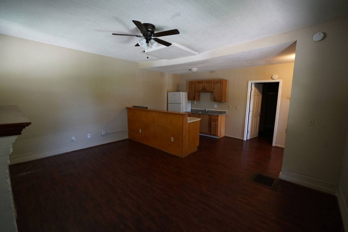 Apartment for rent at 1247 Ohio St #201, Lawrence, KS 66044