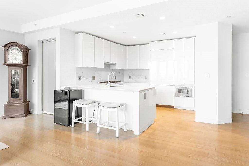 Apartment for rent at 135 Seaport Blvd #2201, Boston, MA 02210