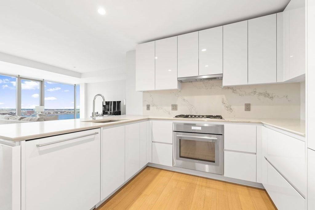 Apartment for rent at 135 Seaport Blvd #2201, Boston, MA 02210