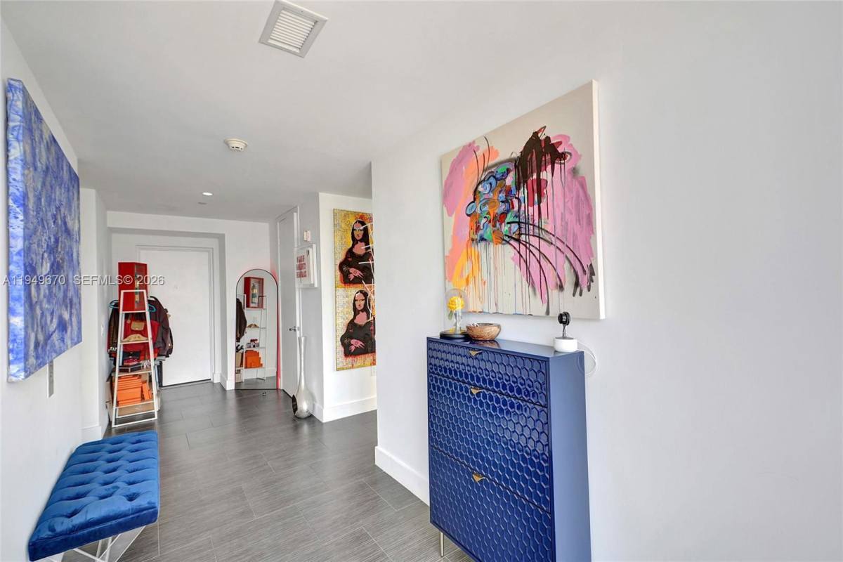 Apartment for rent at 1100 Biscayne Blvd, Miami, FL 33132