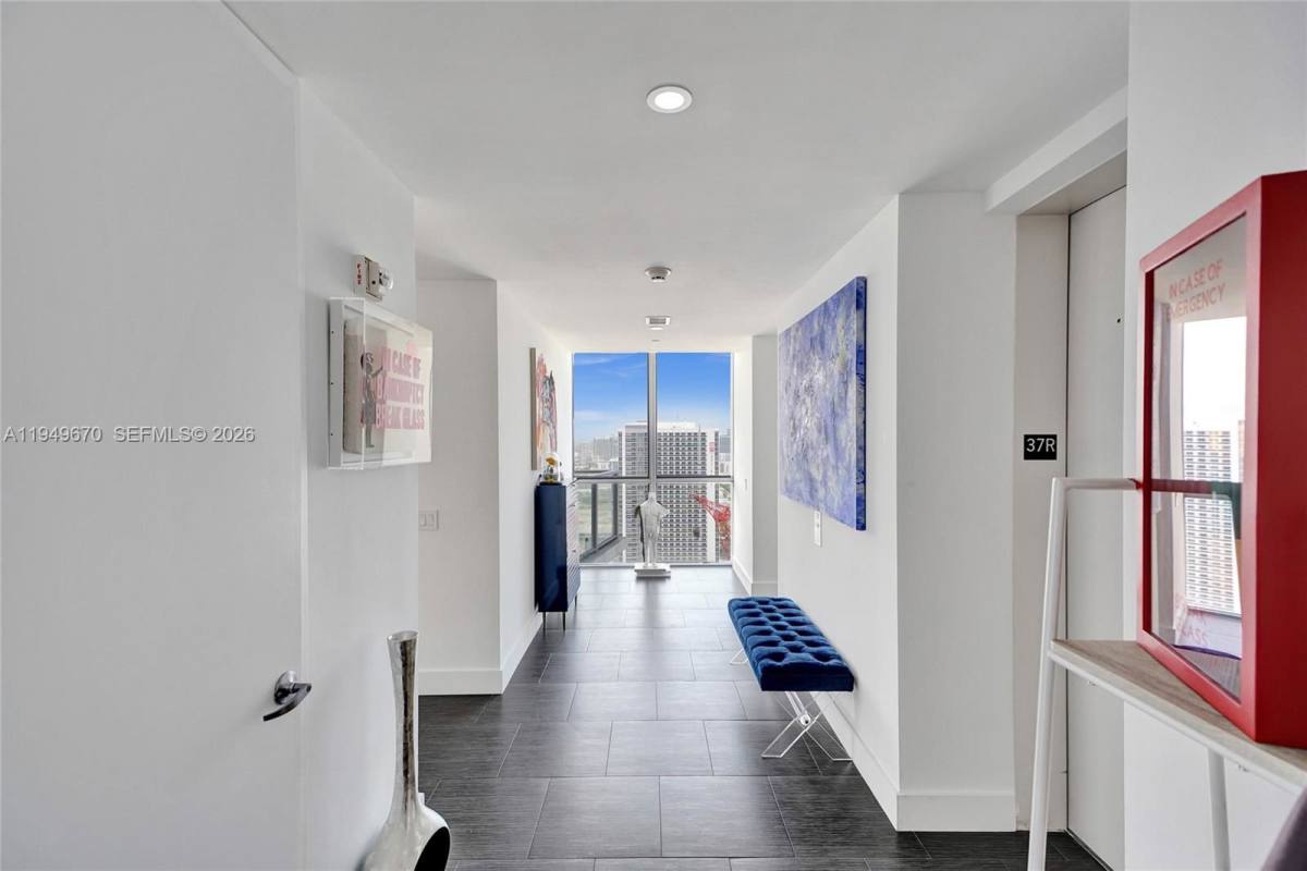 Apartment for rent at 1100 Biscayne Blvd, Miami, FL 33132