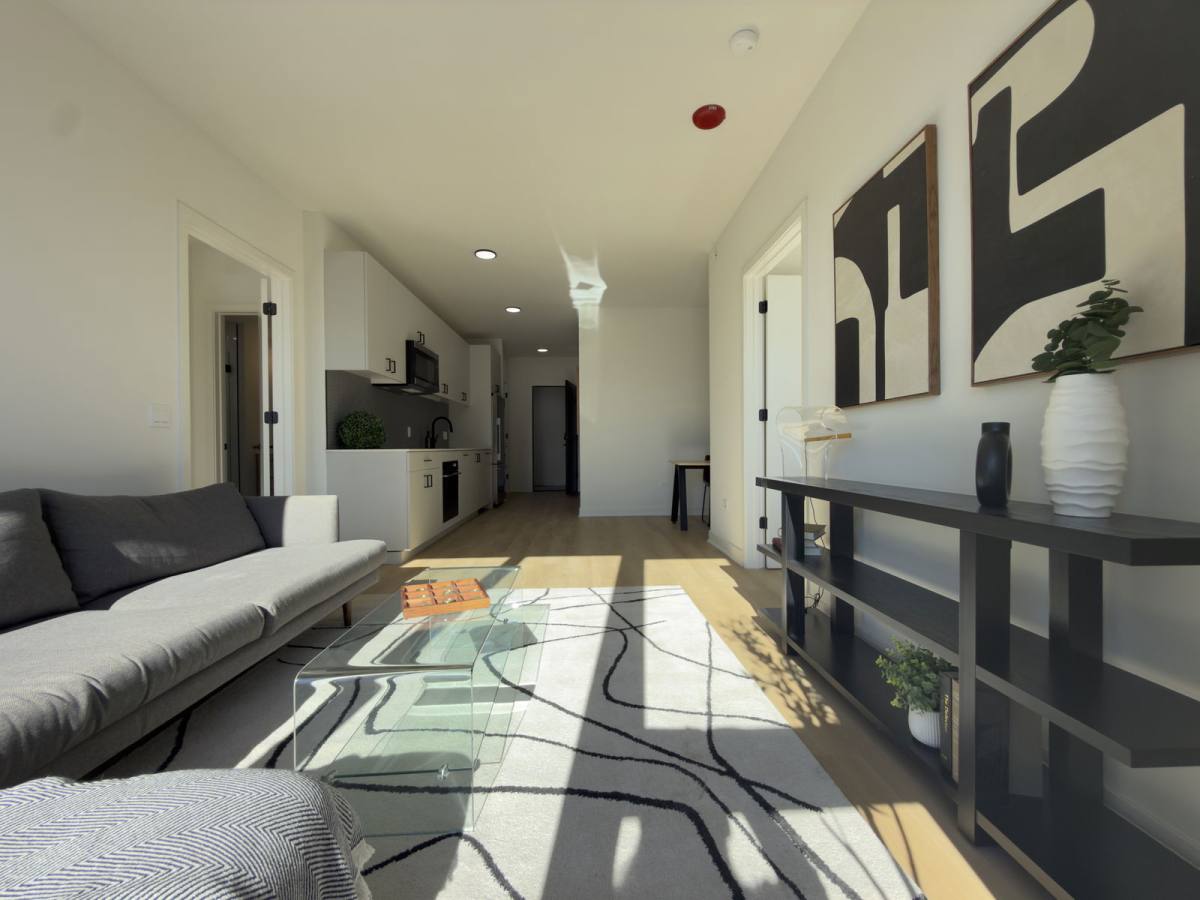Apartment for rent at 1100 W Grand Ave #310, Chicago, IL 60642