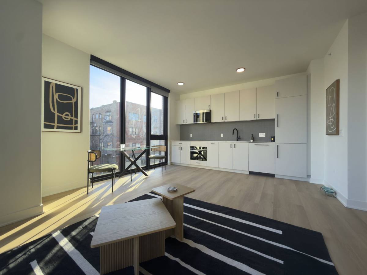 Apartment for rent at 1100 W Grand Ave #314, Chicago, IL 60642