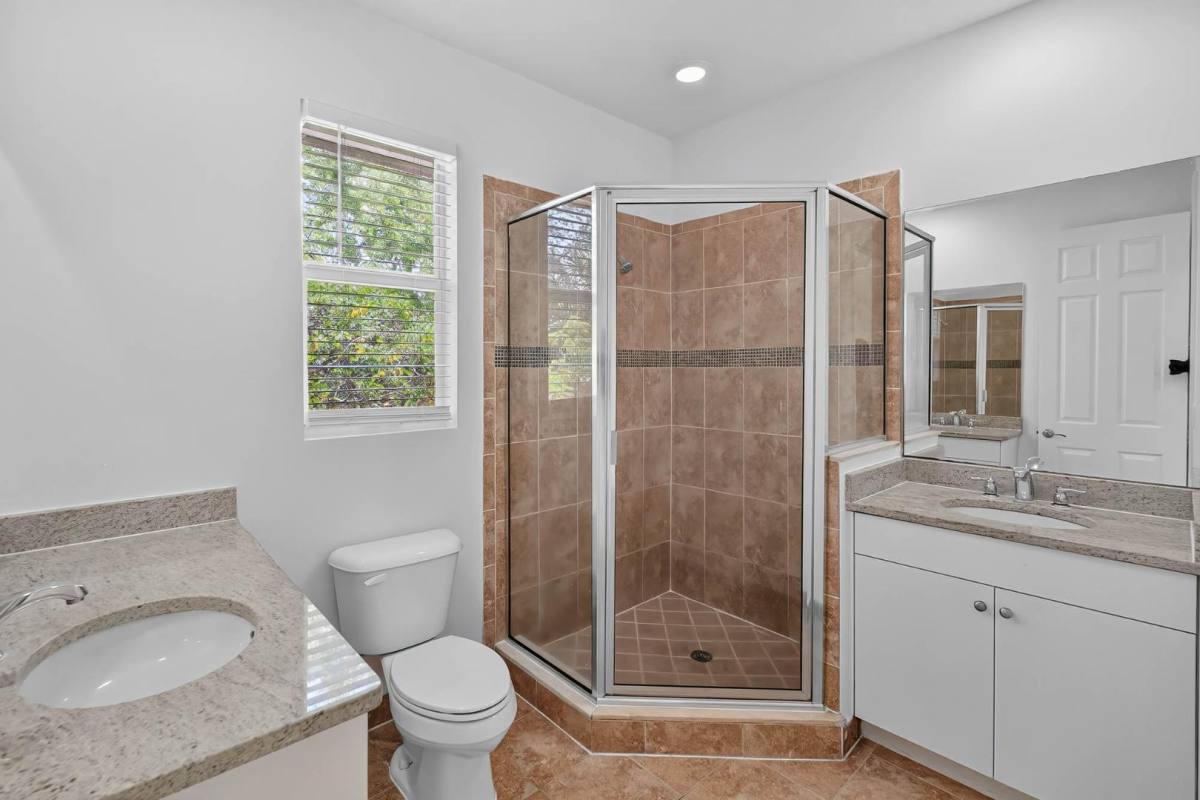 Townhouse for rent at 7651 NW 88 Terrace, Fort Lauderdale, FL 33321