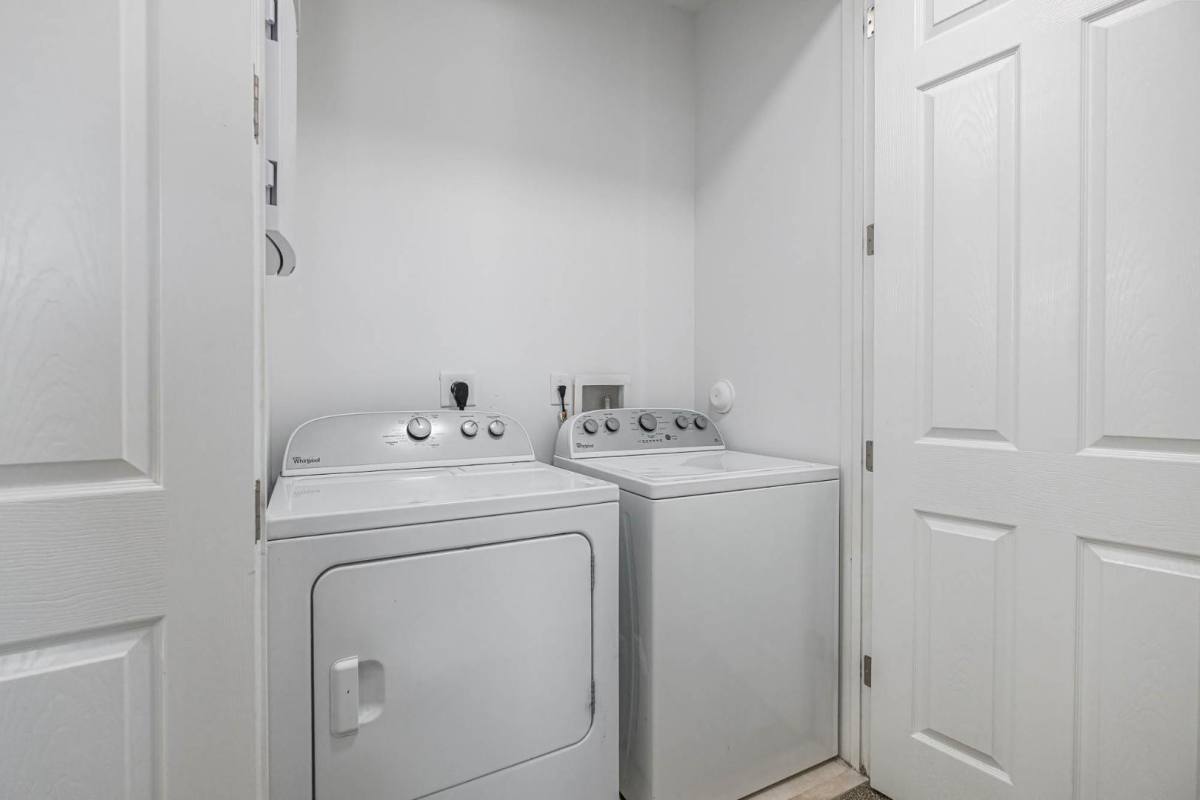 Townhouse for rent at 7651 NW 88 Terrace, Fort Lauderdale, FL 33321