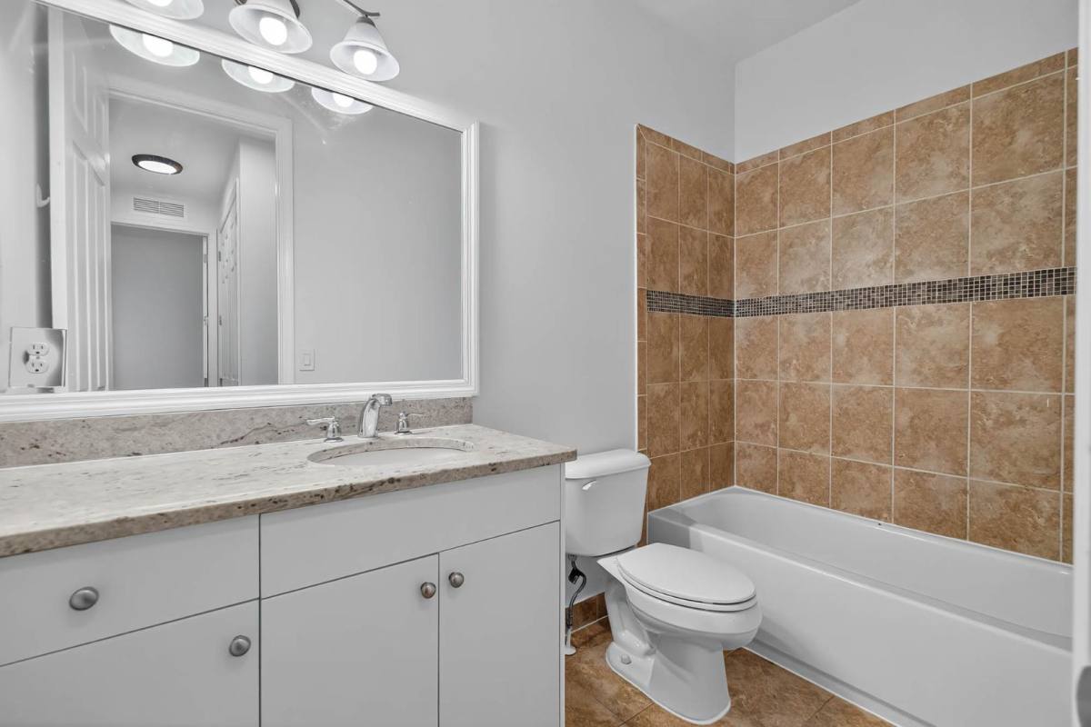 Townhouse for rent at 7651 NW 88 Terrace, Fort Lauderdale, FL 33321