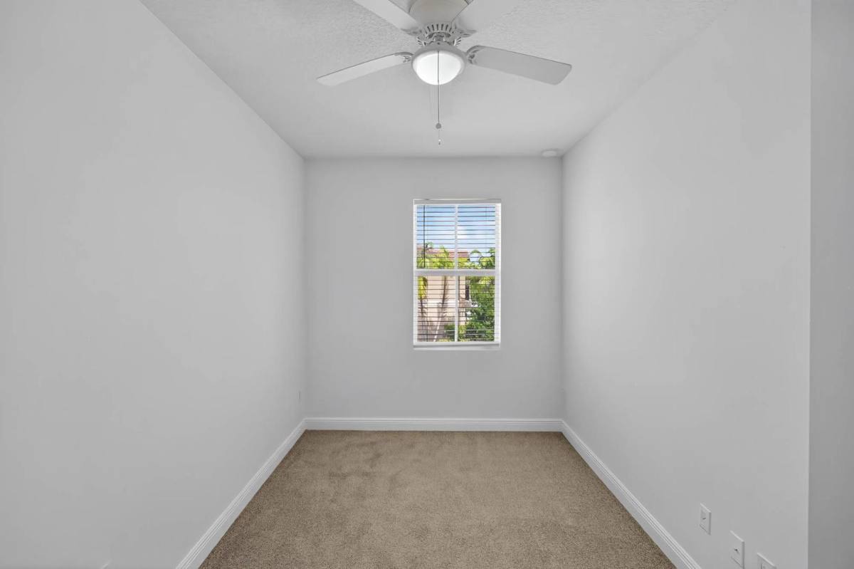 Townhouse for rent at 7651 NW 88 Terrace, Fort Lauderdale, FL 33321