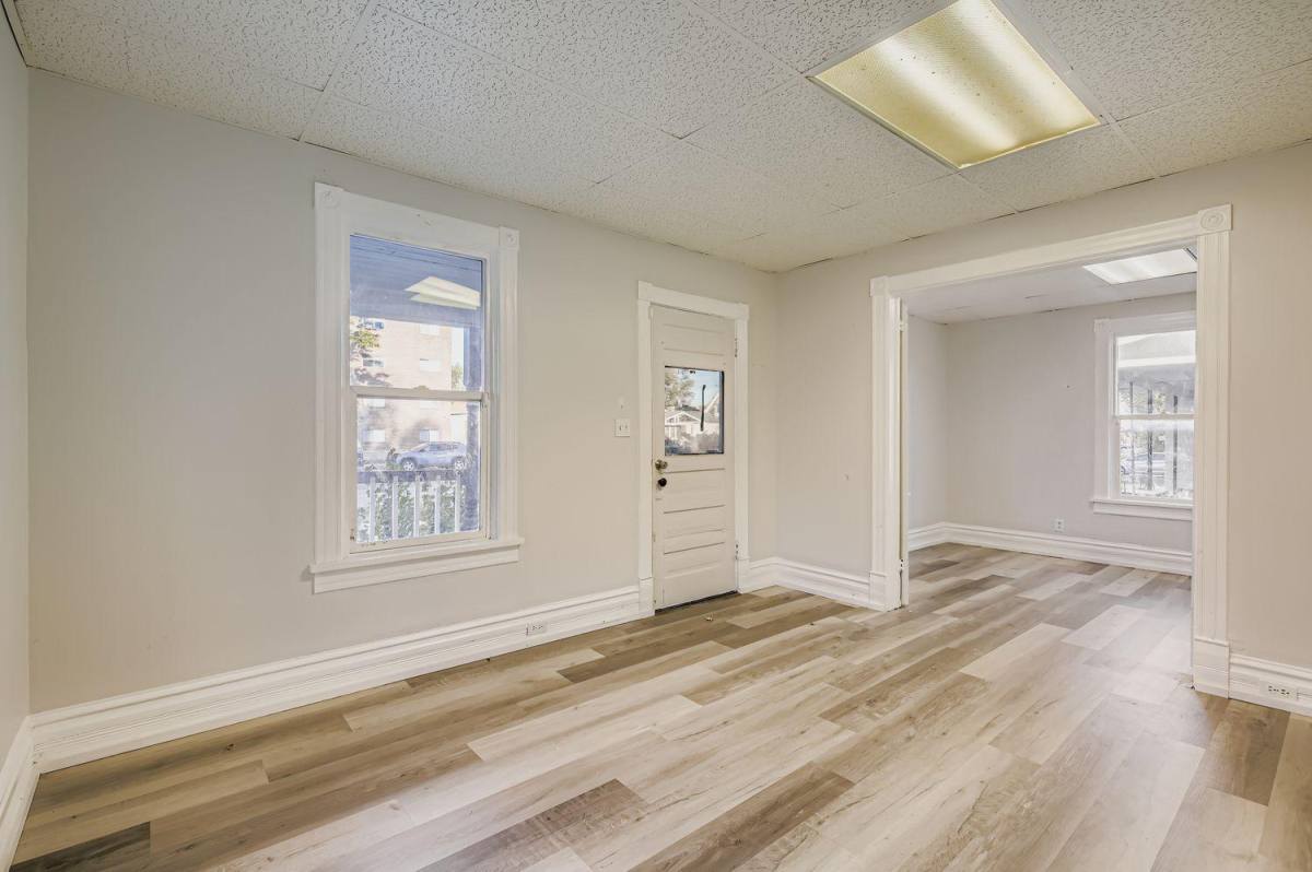 Apartment for rent at 1516 7th Ave #A, Greeley, CO 80631
