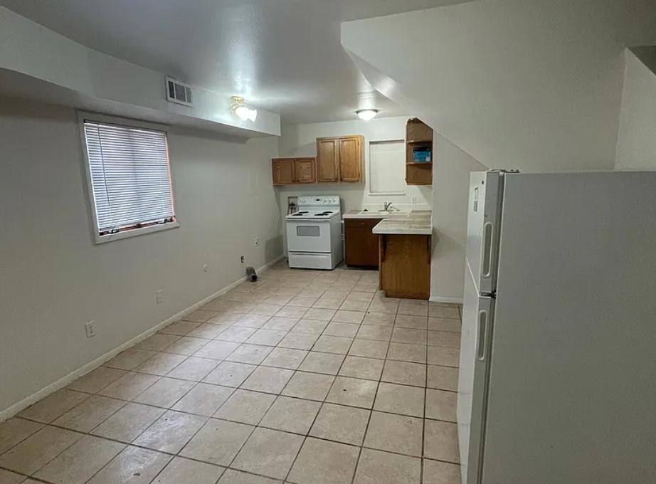Apartment for rent at 1516 7th Ave #C, Greeley, CO 80631