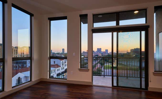 Apartment for rent at 3800 Main St, Houston, TX 77002