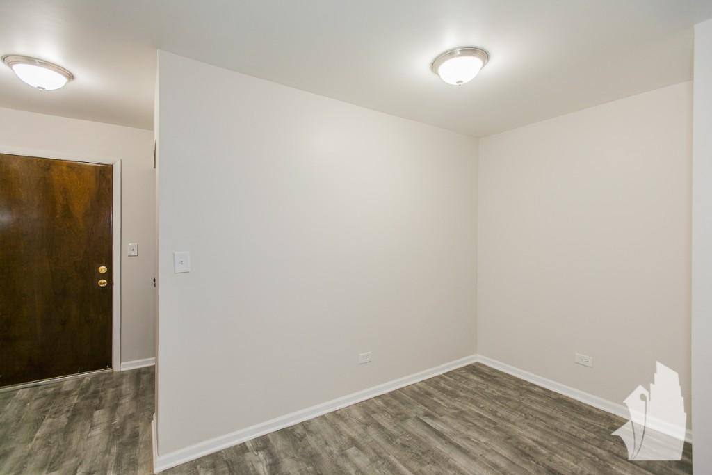 Apartment for rent at 1040 W Hollywood Ave #521, Chicago, IL 60660