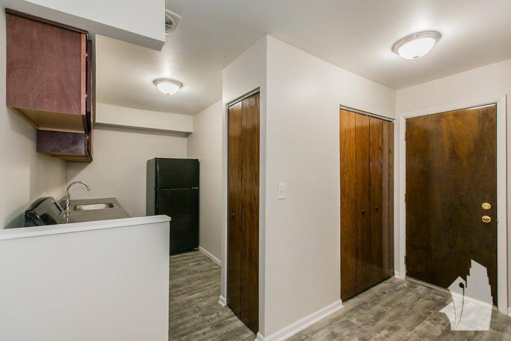 Apartment for rent at 1040 W Hollywood Ave #521, Chicago, IL 60660
