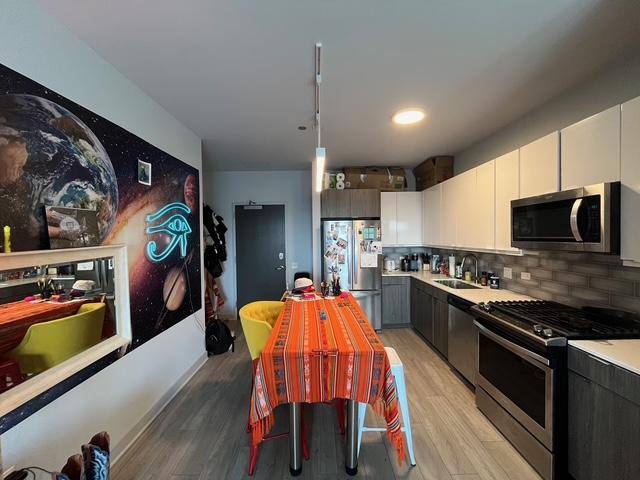 Apartment for rent at 1025 W Addison St #828, Chicago, IL 60613