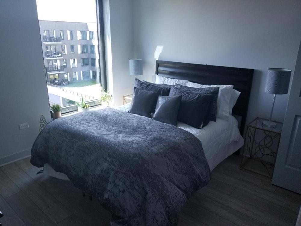 Apartment for rent at 1025 W Addison St #828, Chicago, IL 60613