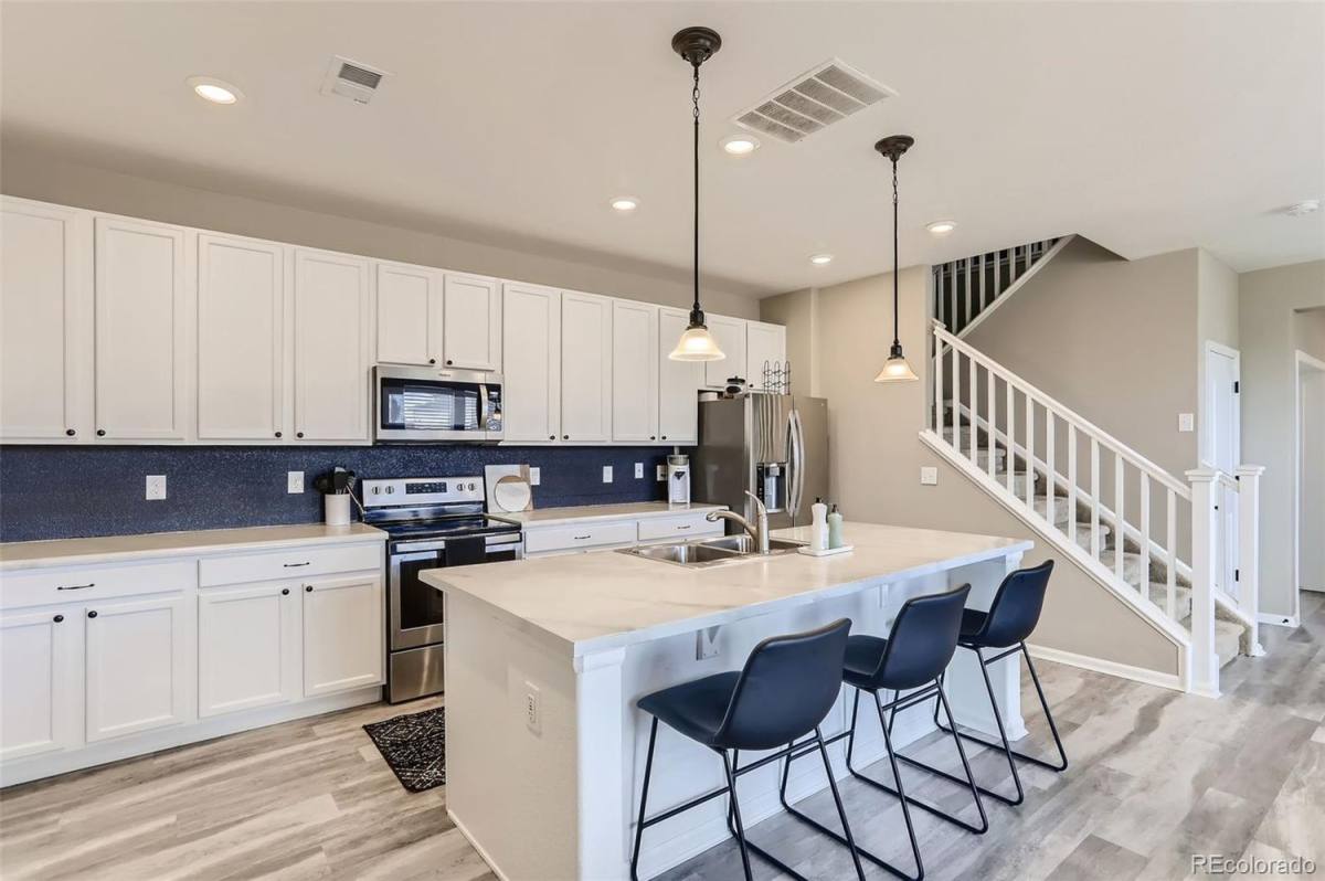 House for rent at 3807 Happyheart Way, Castle Rock, CO 80109