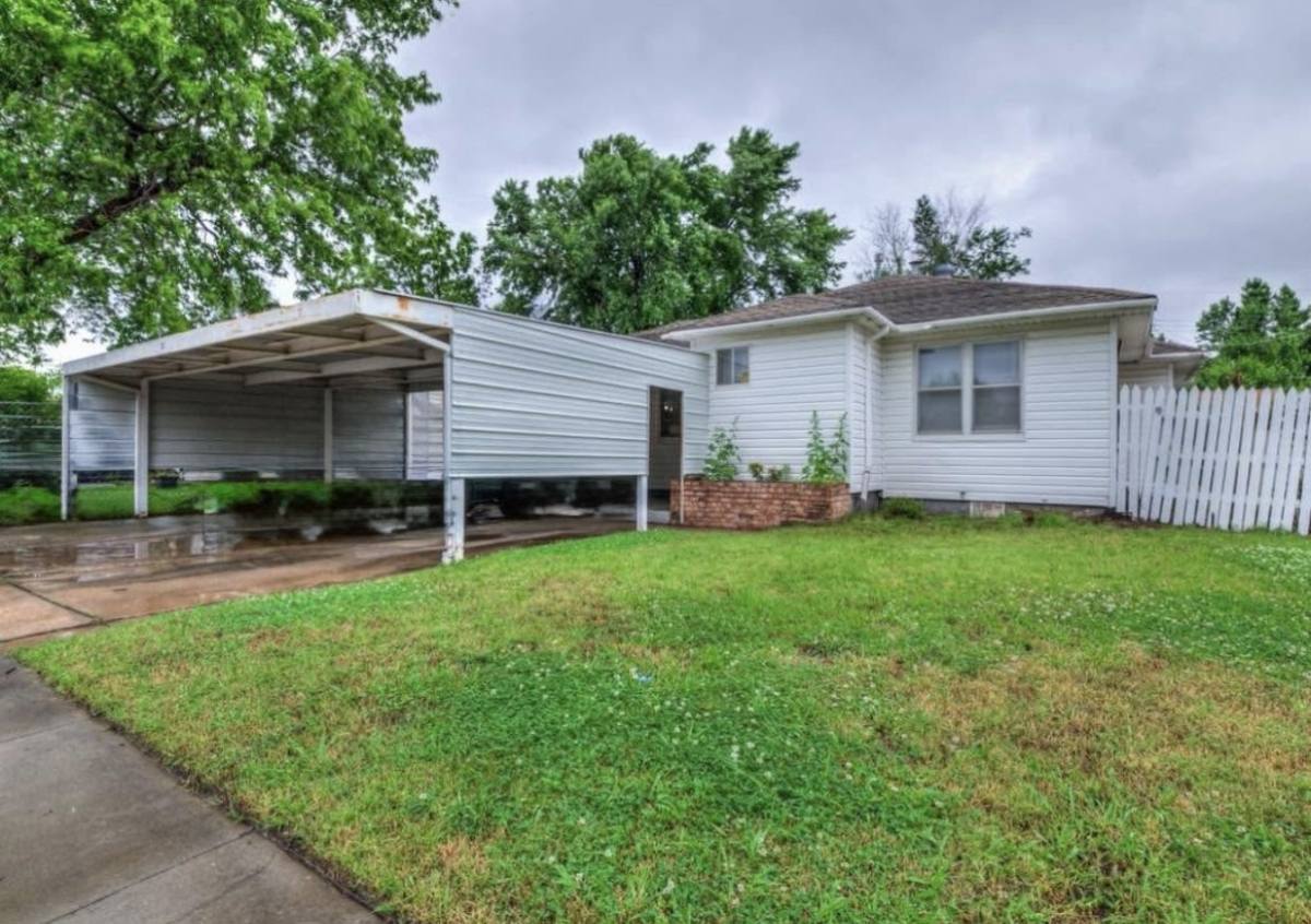 House for rent at 1137 SW 49th St, Oklahoma City, OK 73109