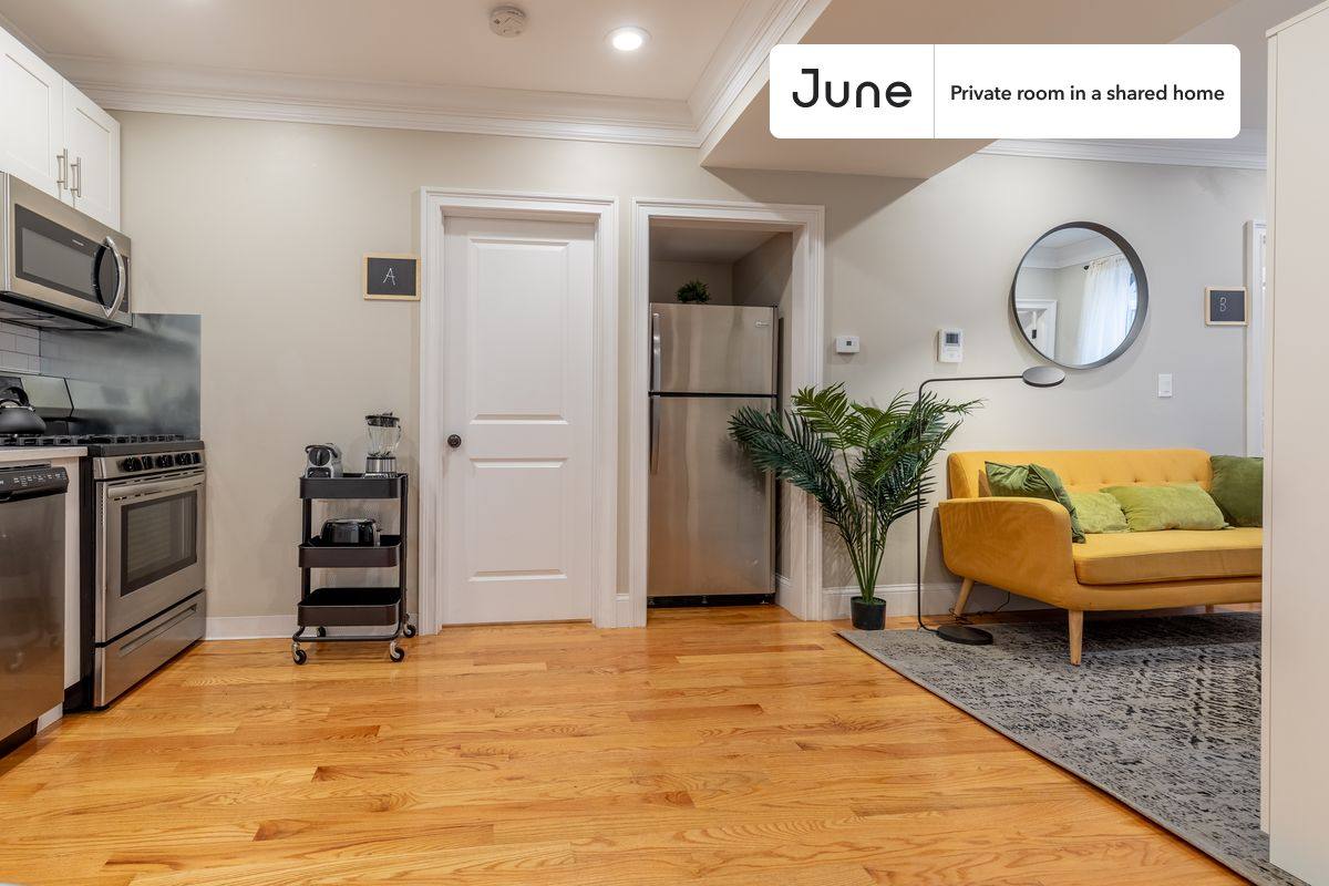 Apartment for rent at 33 N Margin St #C, Boston, MA 02113