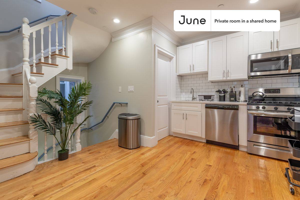Apartment for rent at 33 N Margin St #C, Boston, MA 02113