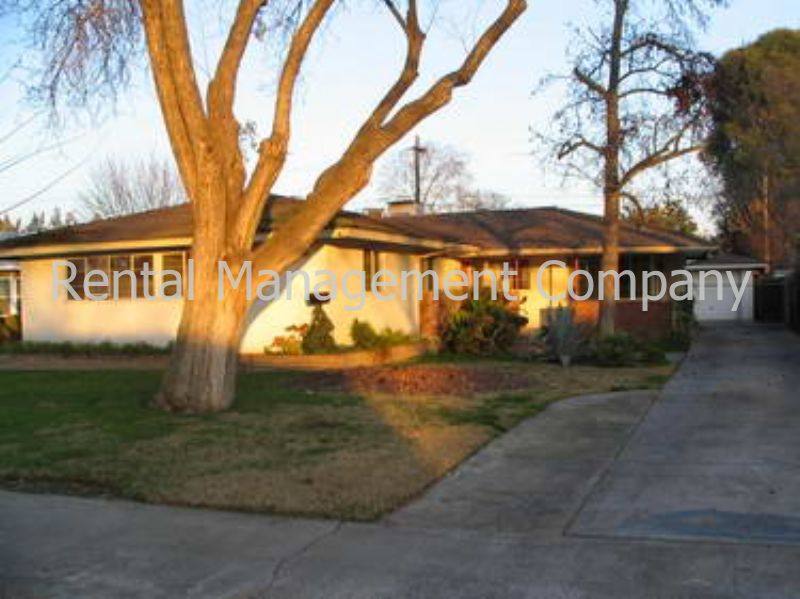 House for rent at 2642 N Arthur Ave, Fresno, CA 93705