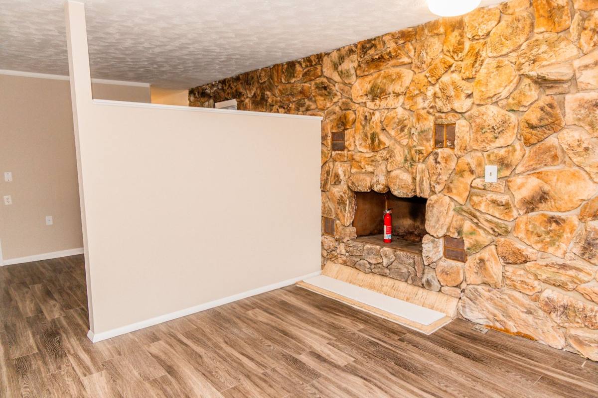 Apartment for rent at 1832 Lakeview Ave, Richmond, VA 23220