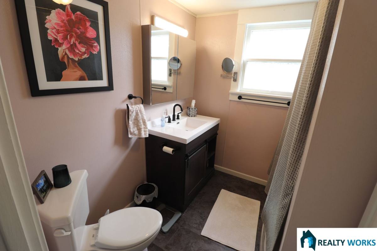 House for rent at 6433 Platte Ave, Lincoln, NE 68507