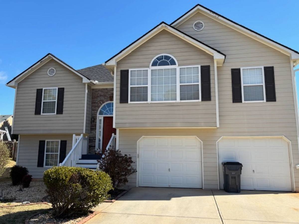 House for rent at 218 Acorn Hill Court, Villa Rica, GA 30180