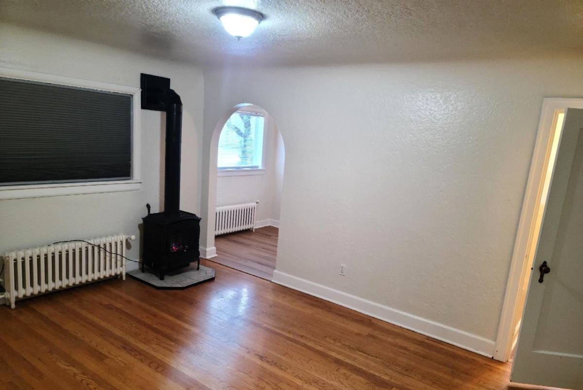Apartment for rent at 256 Burwell St, Bremerton, WA 98337