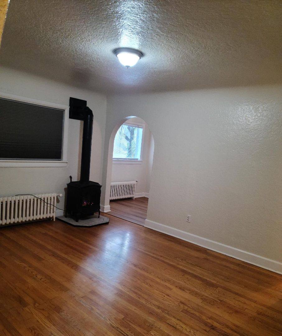 Apartment for rent at 256 Burwell St, Bremerton, WA 98337