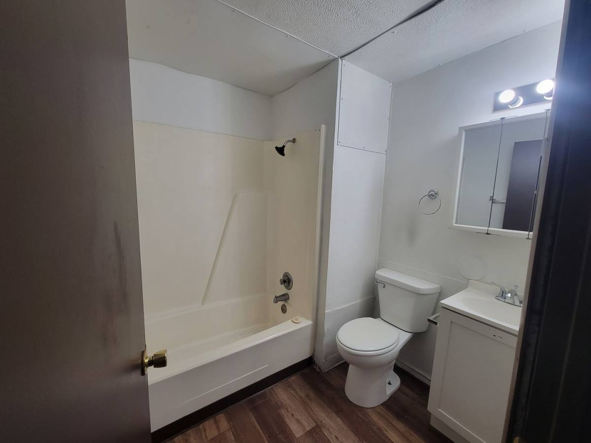 Apartment for rent at 340 Caroline St, Pekin, IL 61554