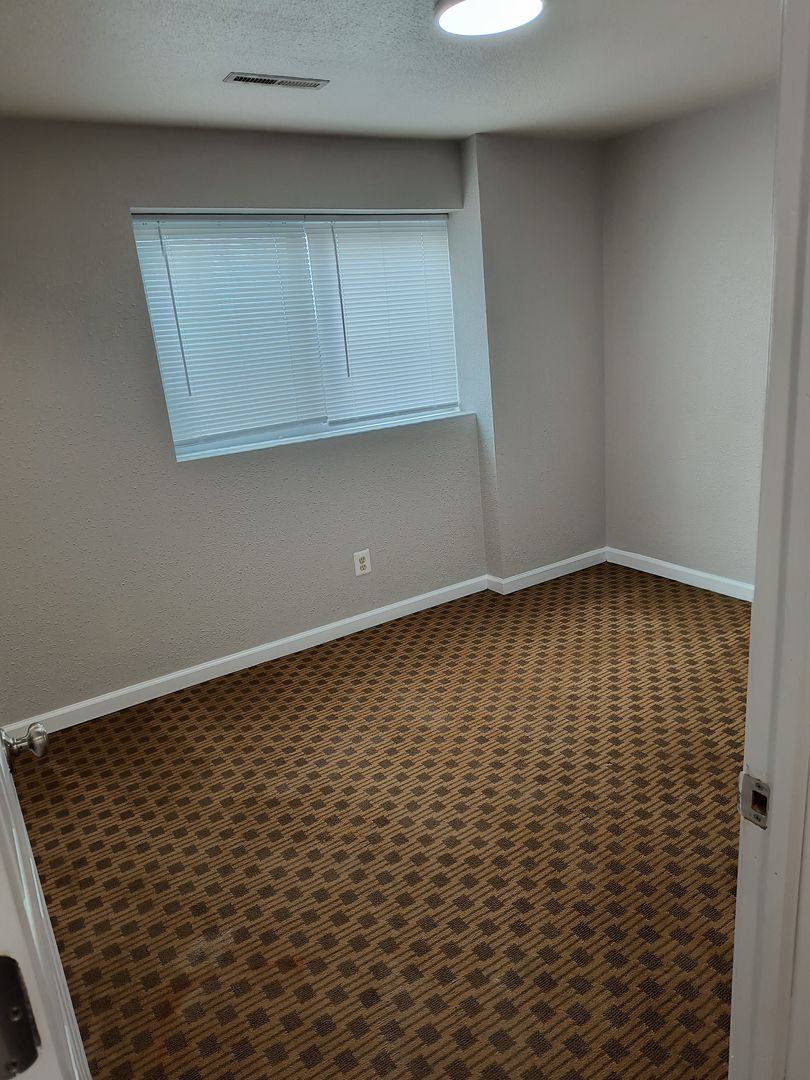 Apartment for rent at 724 N Maple St, Russell, KS 67665