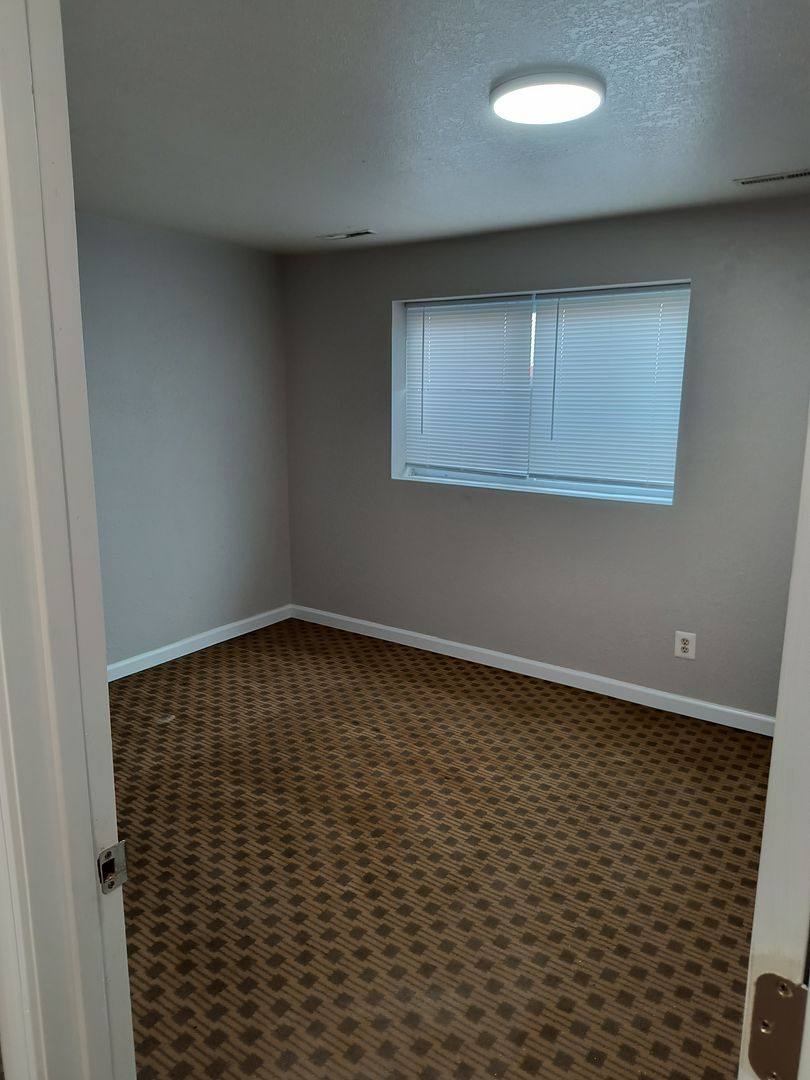 Apartment for rent at 724 N Maple St, Russell, KS 67665