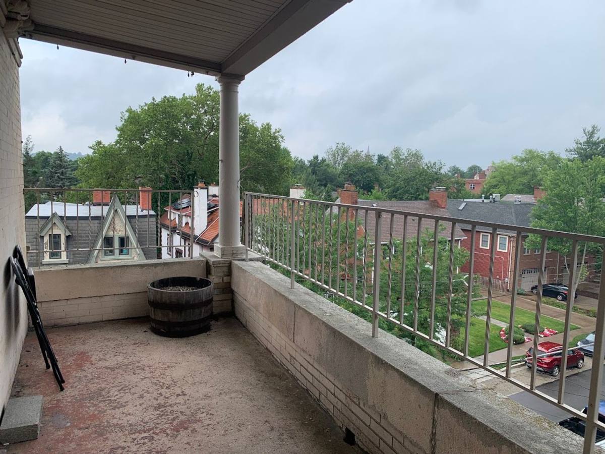 Apartment for rent at 905 Maryland - 5806 Howe, Pittsburgh, PA 15232