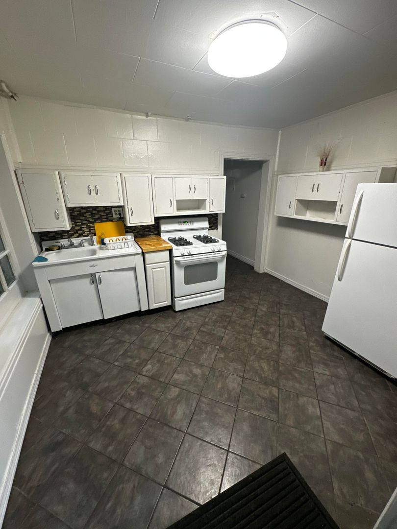 Apartment for rent at 1127 30th St S, Birmingham, AL 35205