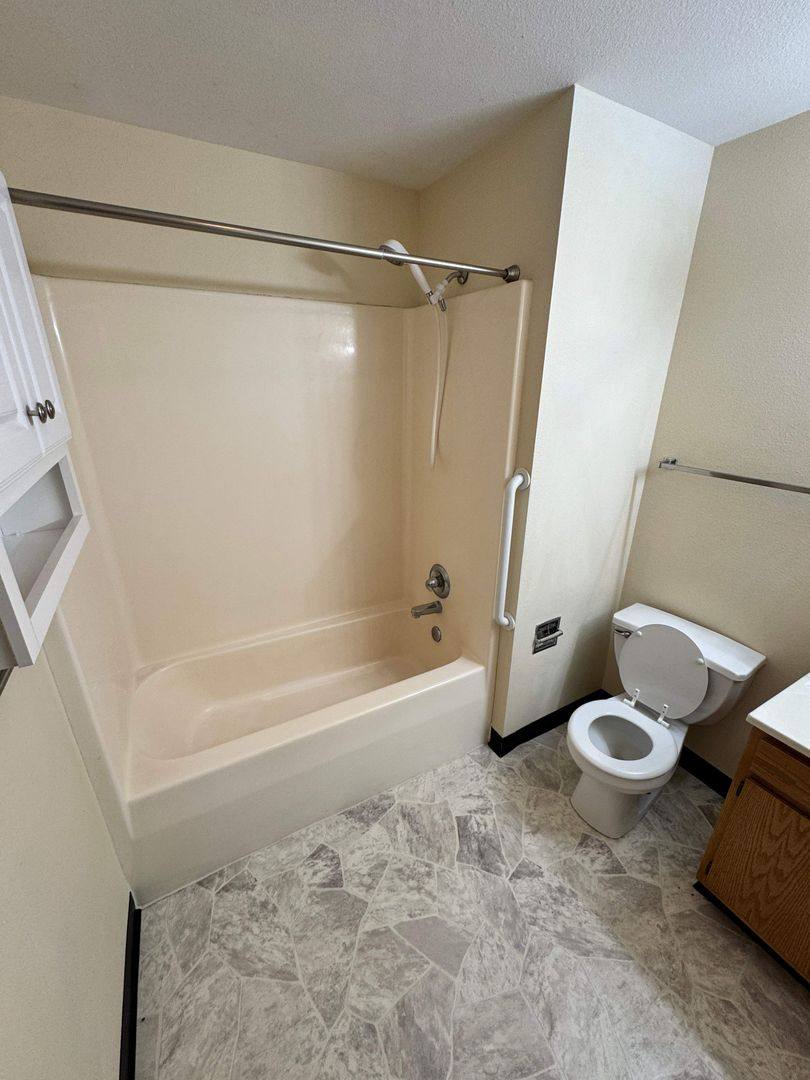 Apartment for rent at 115 1st St, Boone, IA 50036
