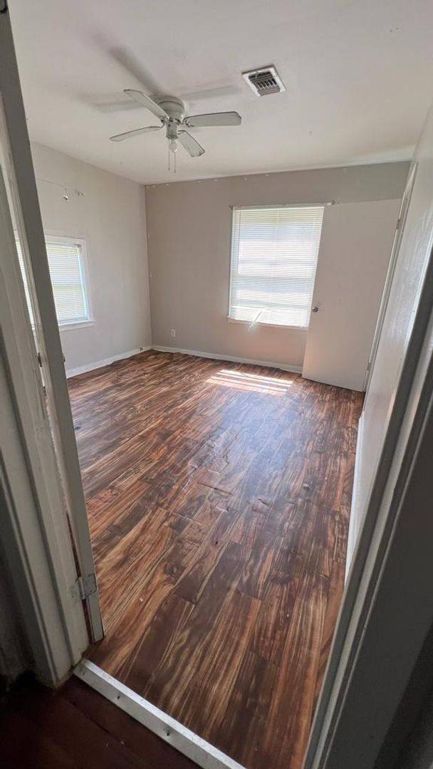 House for rent at 2602 Tanglewood Ave, Orange, TX 77630