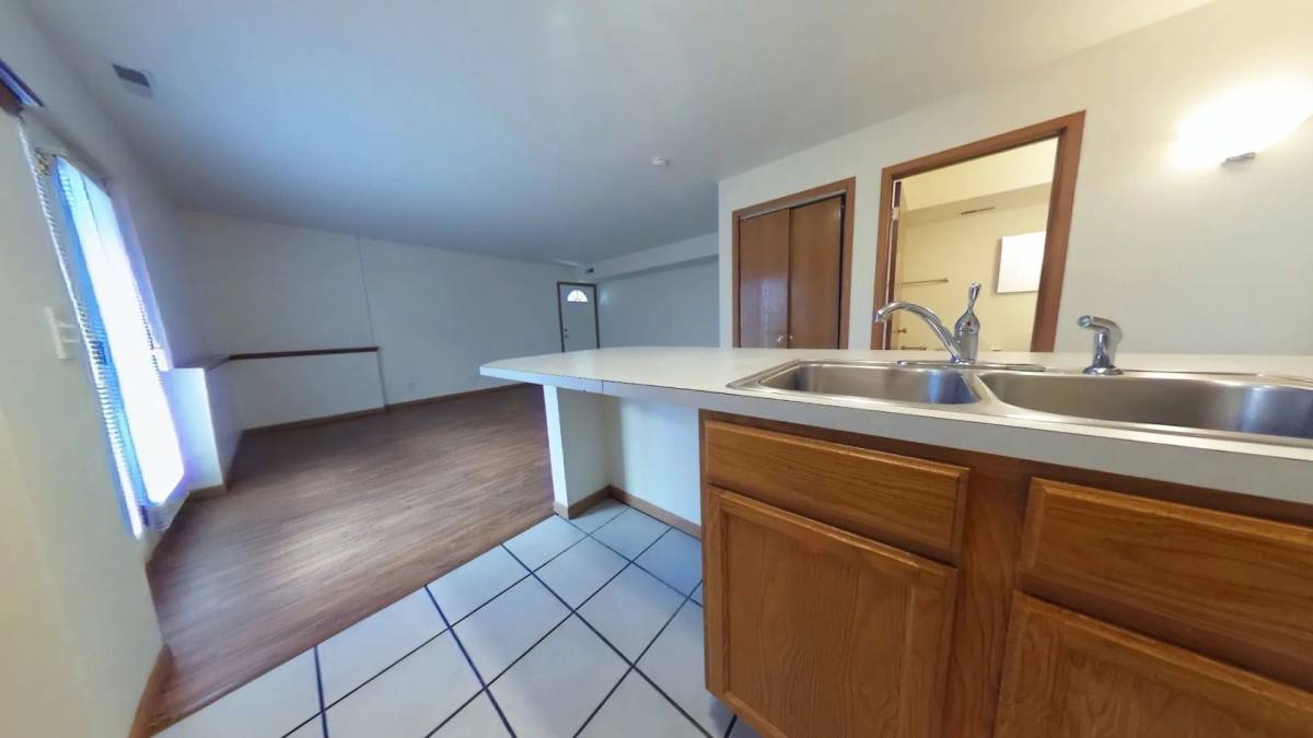 Apartment for rent at 817 N 6th 1 2 St, Terre Haute, IN 47807
